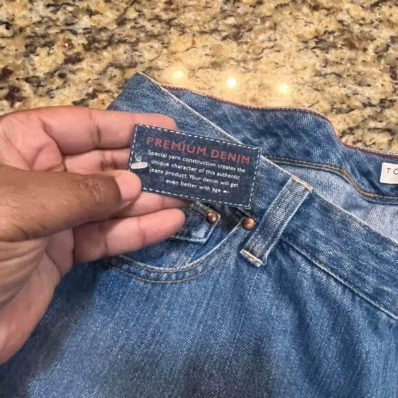 Tommy Hilfiger Women’s Plus Size 18 High Waisted Boyfriend Blue Jean Short Retro - Picture 4 of 8